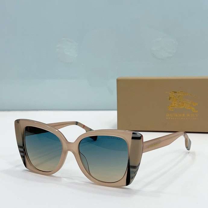 Picture of Burberry Sunglasses _SKUfw49754472fw
